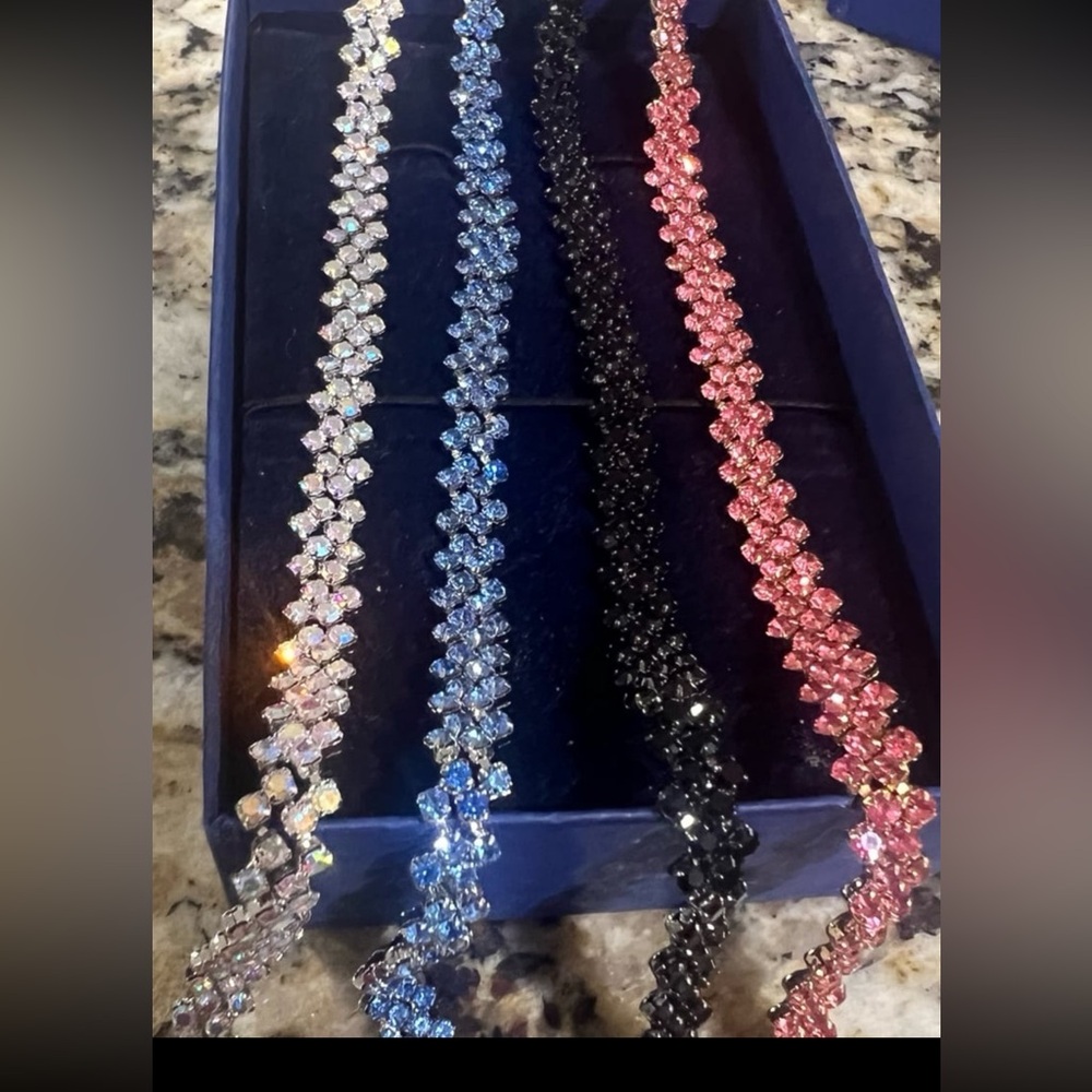 Gorgeous AB crystal choker/short necklace with swarovski elements CABR1 - Picture 10 of 11